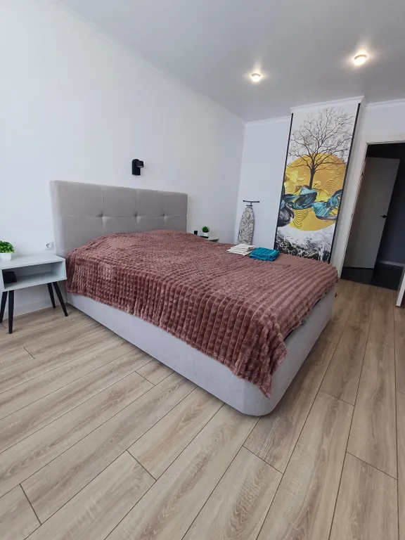 Просторная квартира в новом районе города — аренда посуточно в Саранск