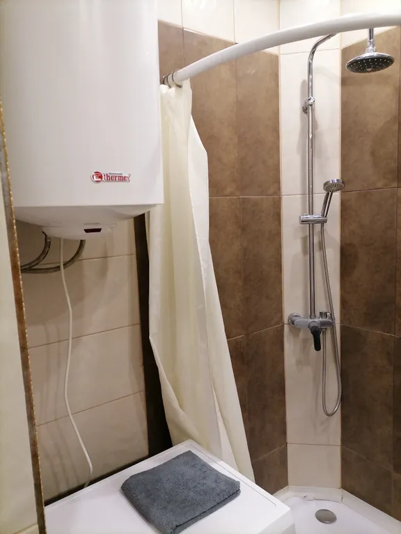 Резиденция на первой линии около Хилтона