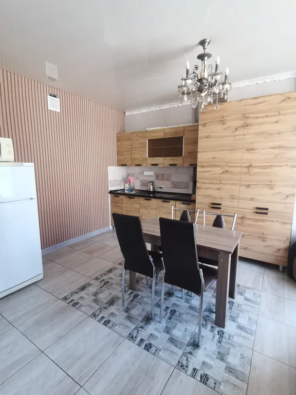 Просторная квартира-студия в Лазурном