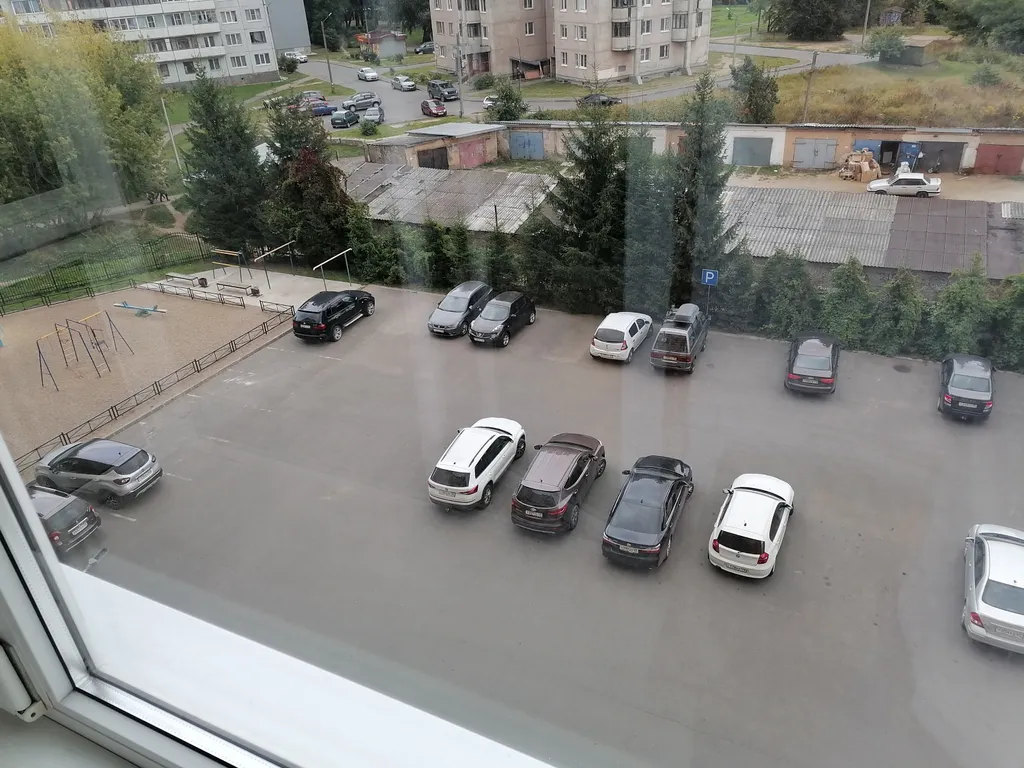 Апартамент с видом на храм Александра Невского