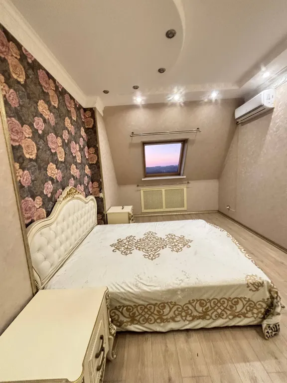 Роскошная двухуровневая квартира на верхнем этаже с видом на закаты