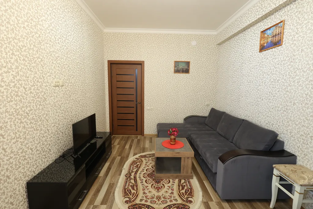 Квартира в элитном доме в центре города с видом на крепость