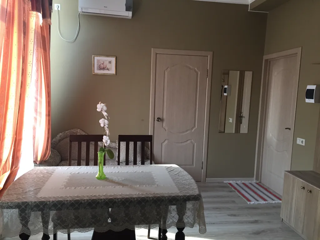 Квартира Апартаменты на троих в 100 метрах от моря — Анапа