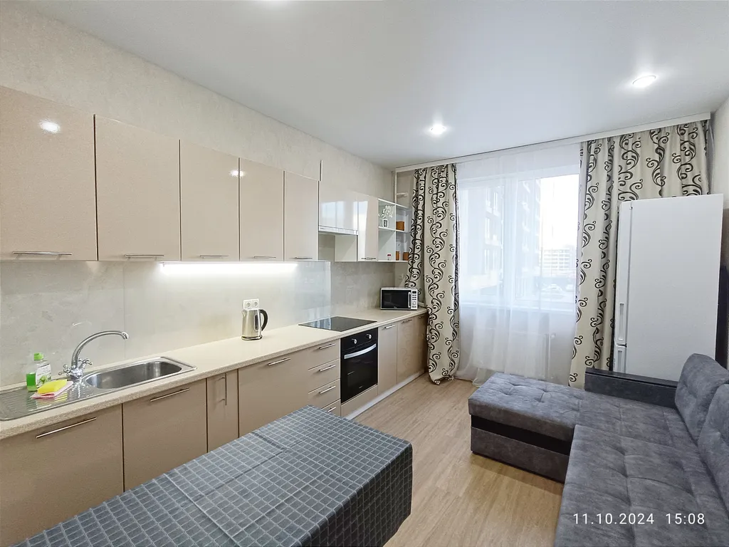 Квартира Квартира для большой компании — Мирное