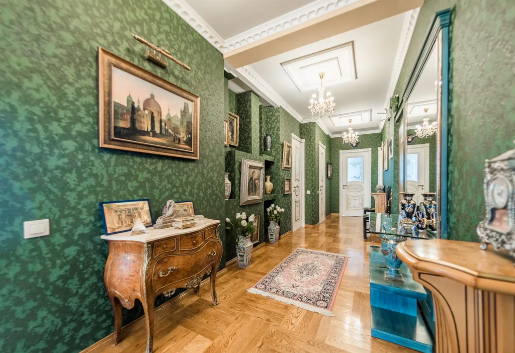 Пентхаус с бассейном и видом на море