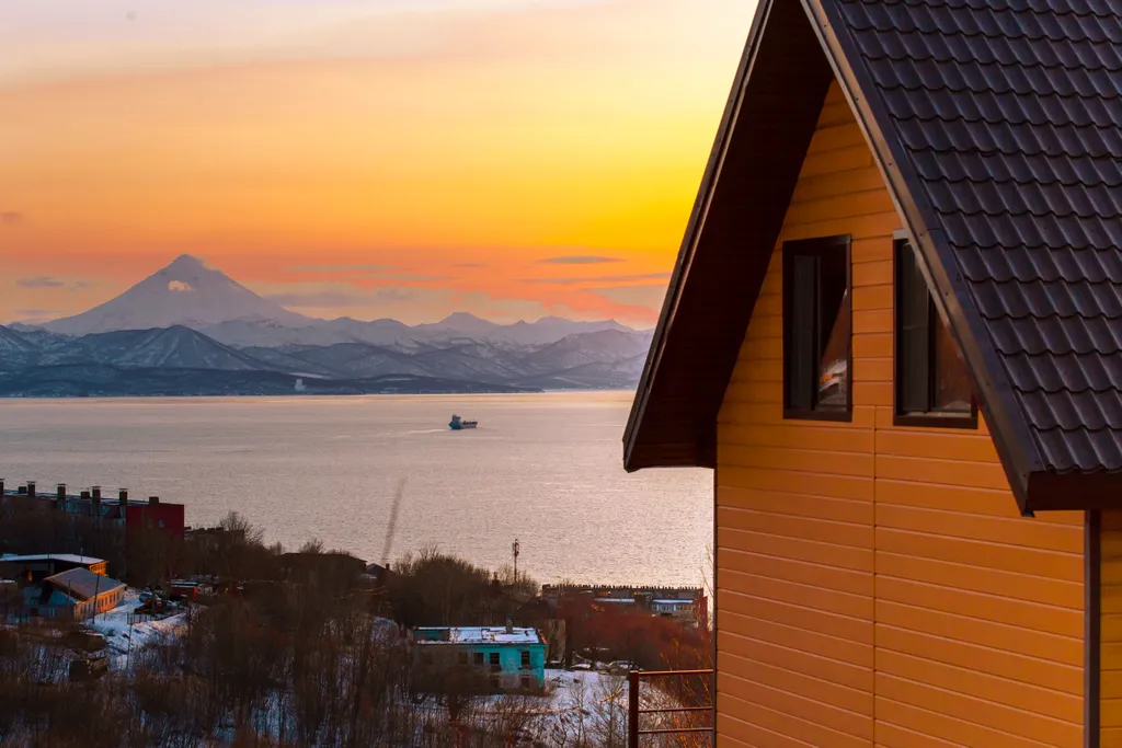 Коттедж Дом с видом на бухту, вулканы, закаты — аренда посуточно в Петропавловск-Камчатский