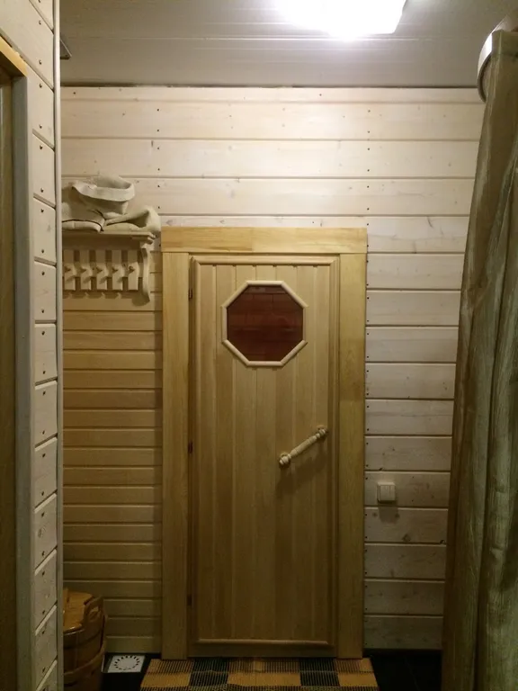 Коттедж Уютный дом с камином, баней на дровах и чаном в лесу на берегу реки — Старово