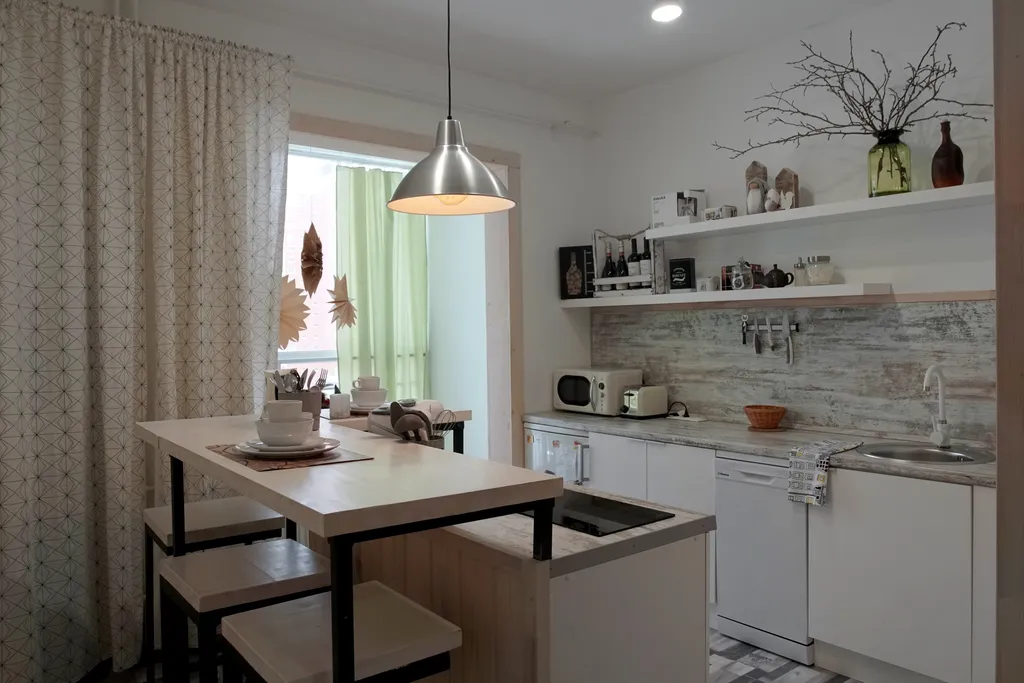 Белая квартира с камином — аренда посуточно в Тверь