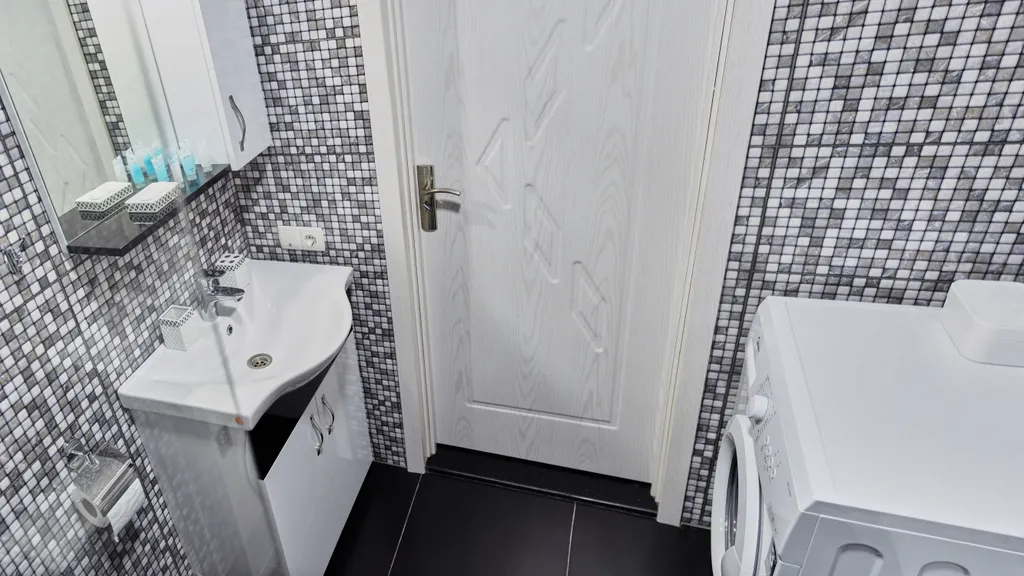 Студия с террасой возле моря