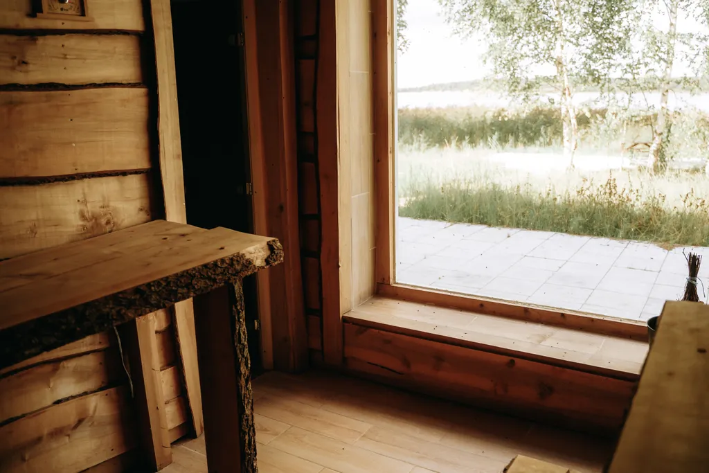 Уникальный панорамный дом с сауной прямо на берегу