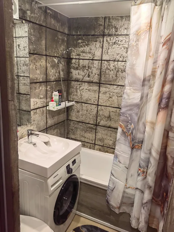 Двухкомнатная в районе администрации города