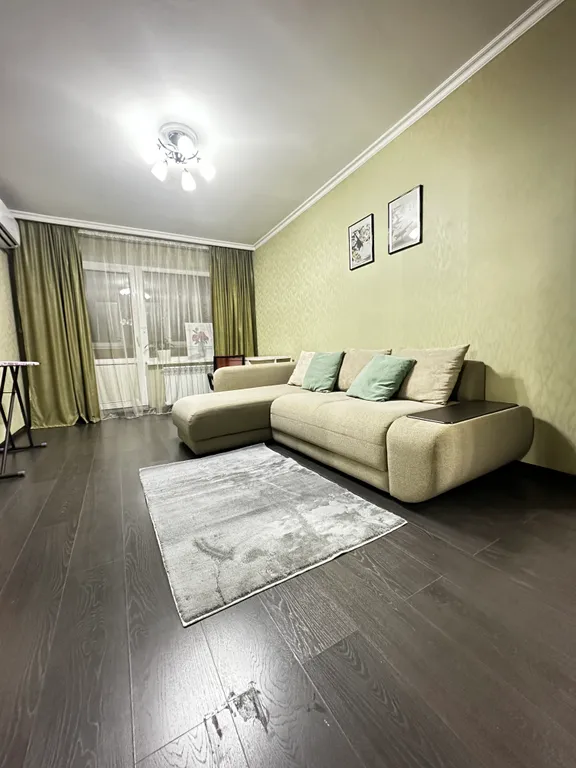 Квартира возле ТРЦ Мега