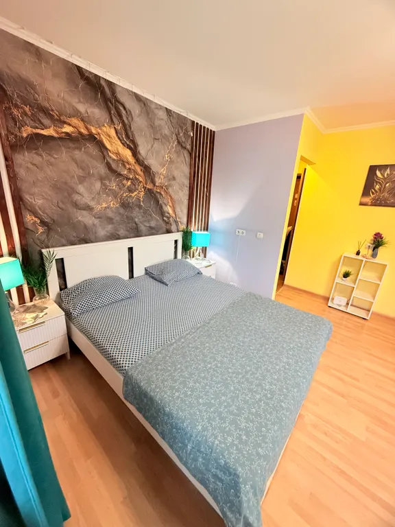 Апартаменты с балконом рядом с жд вокзалом