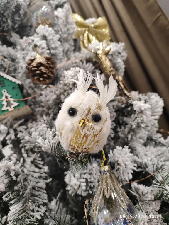 Уютный домик на берегу озера