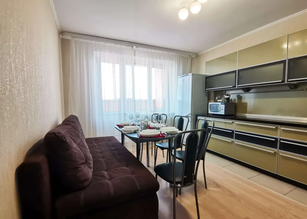 Квартира ATMA HOUSE: Просторная квартира в шаговой доступности гипермаркет Окей — Тюмень