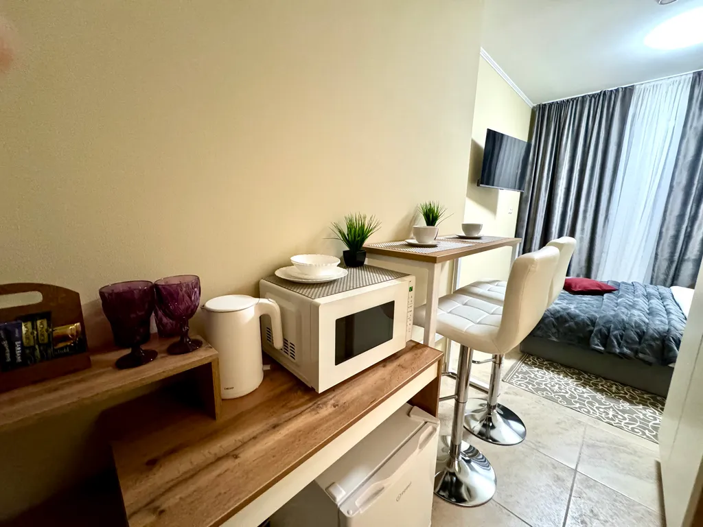 Двухместный улучшенный номер с 1 кроватью (2)