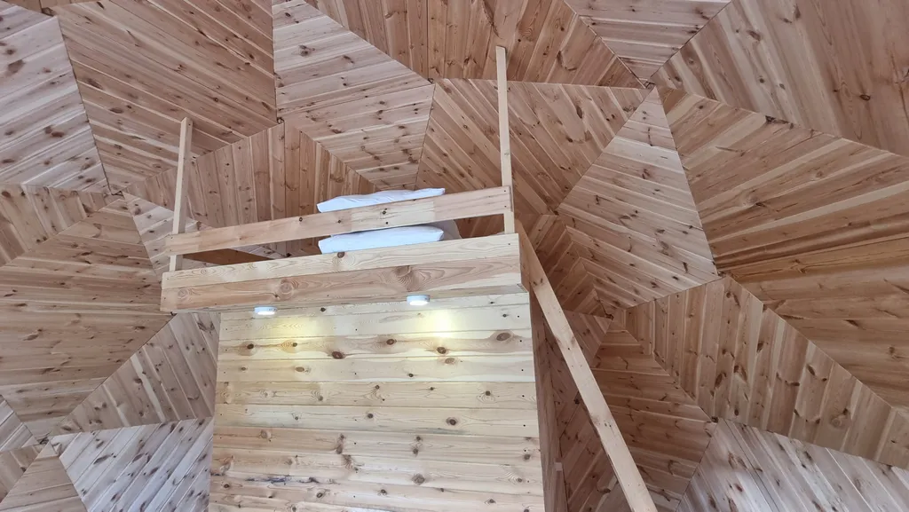 Семейный отдых в долине гор Алтая