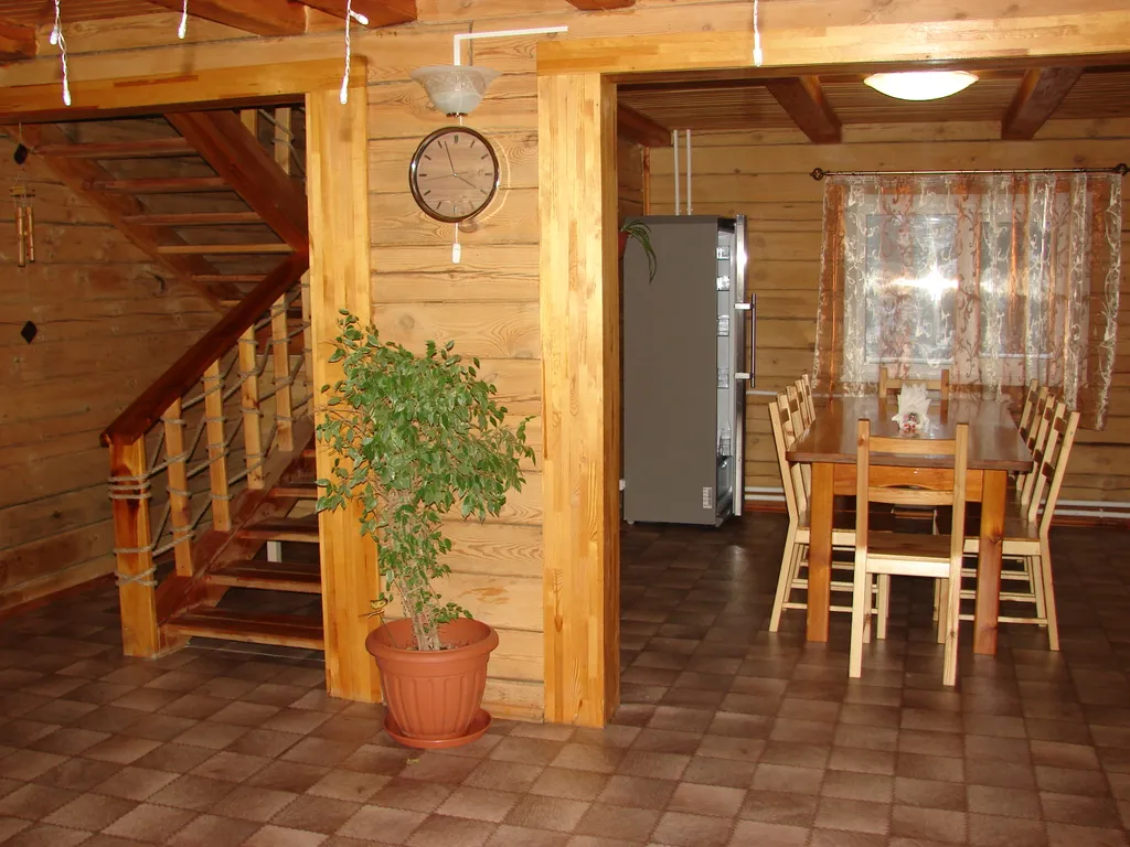 Уютный коттедж для семейного отдыха с домашним кинотеатром.