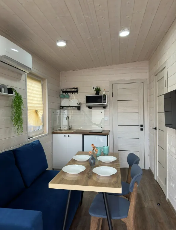 Уютный домик с парковкой