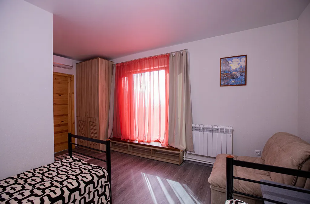 Дом в горах Алушты для большой компании