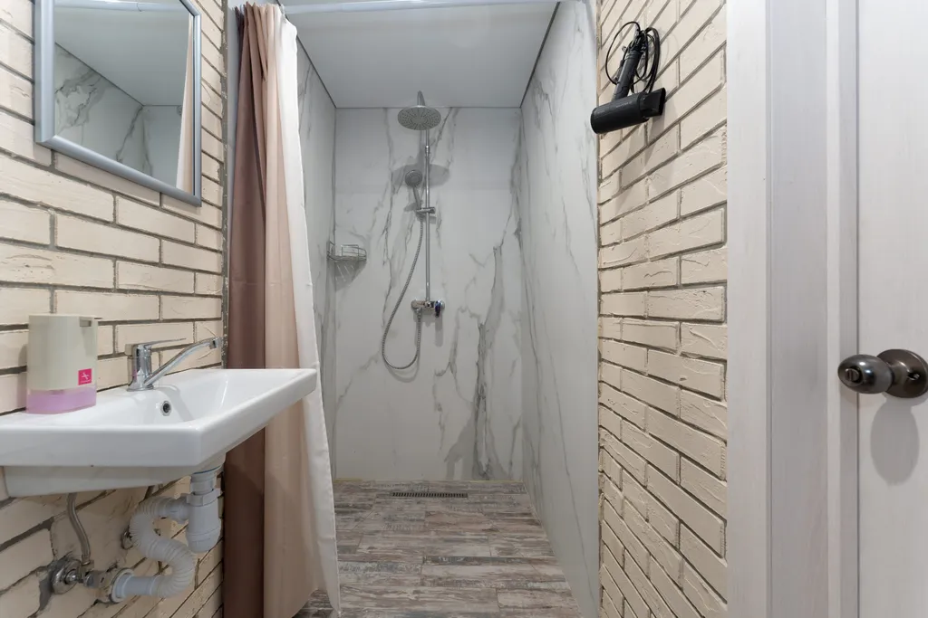 Дом с баней и бассейном