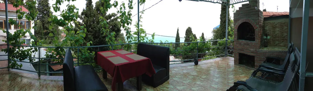 Дом 3-х комнатный с мангалом и видом на море