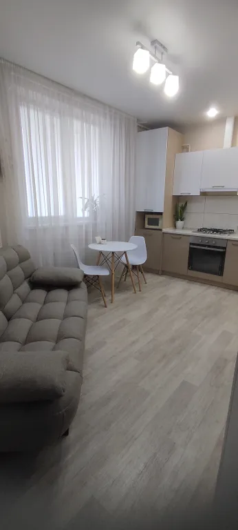 Квартира Уютная квартира с отдельной спальней и гостиной — Симферополь