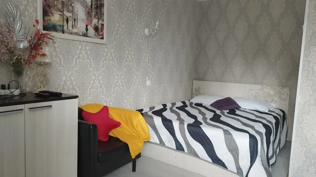 Миниатюрная, уютная, недорогая квартира в центре города