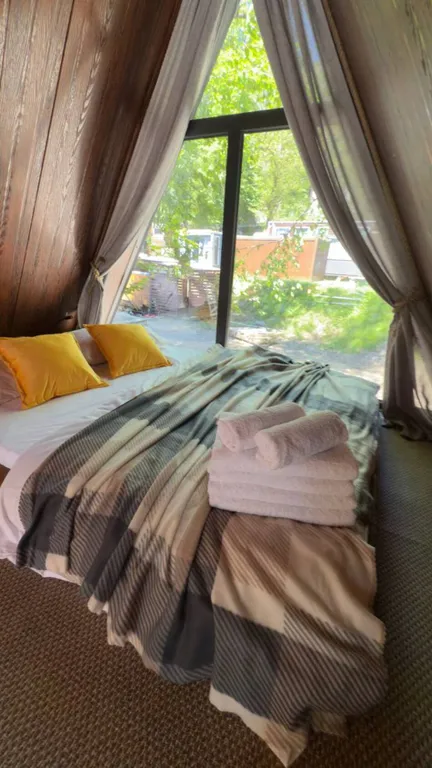 Горный приют, А-Фрейм в центре