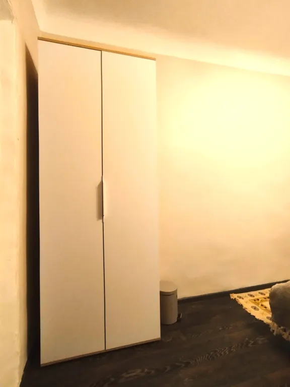 Квартира Двухместная комната в 10 мин. пешком от трех вокзалов в центре Москвы — Москва