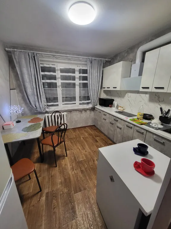 Уютная трехкомнатная квартира в городе Байкальск — аренда посуточно в Байкальск