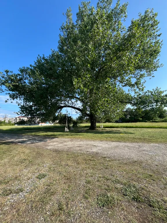 Коттедж Домик у реки — Сухум