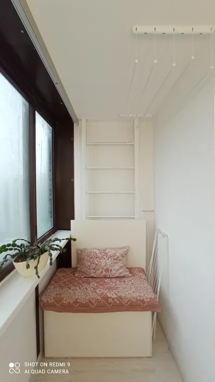 Уютная студия с видом на бульвар