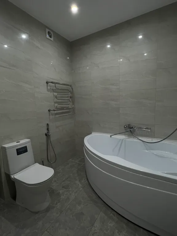 4-комнатная Квартира