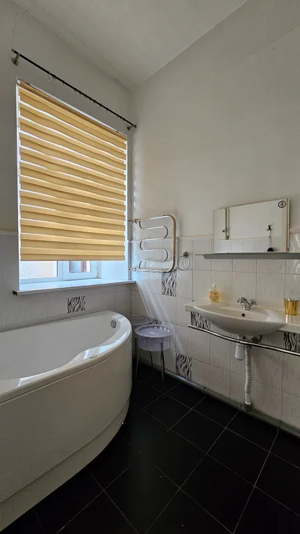 Квартира Трёхкомнатная квартира с видом на Канал, 3 минуты от Казанского Собора — Санкт-Петербург