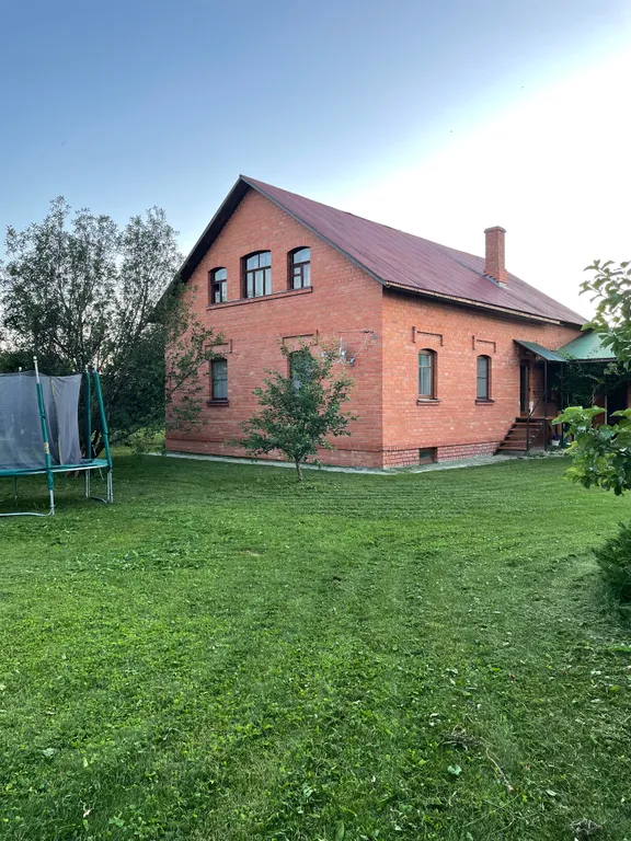 Просторные апартаменты с беседкой