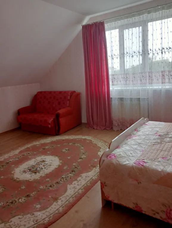 Жильё в загородном доме