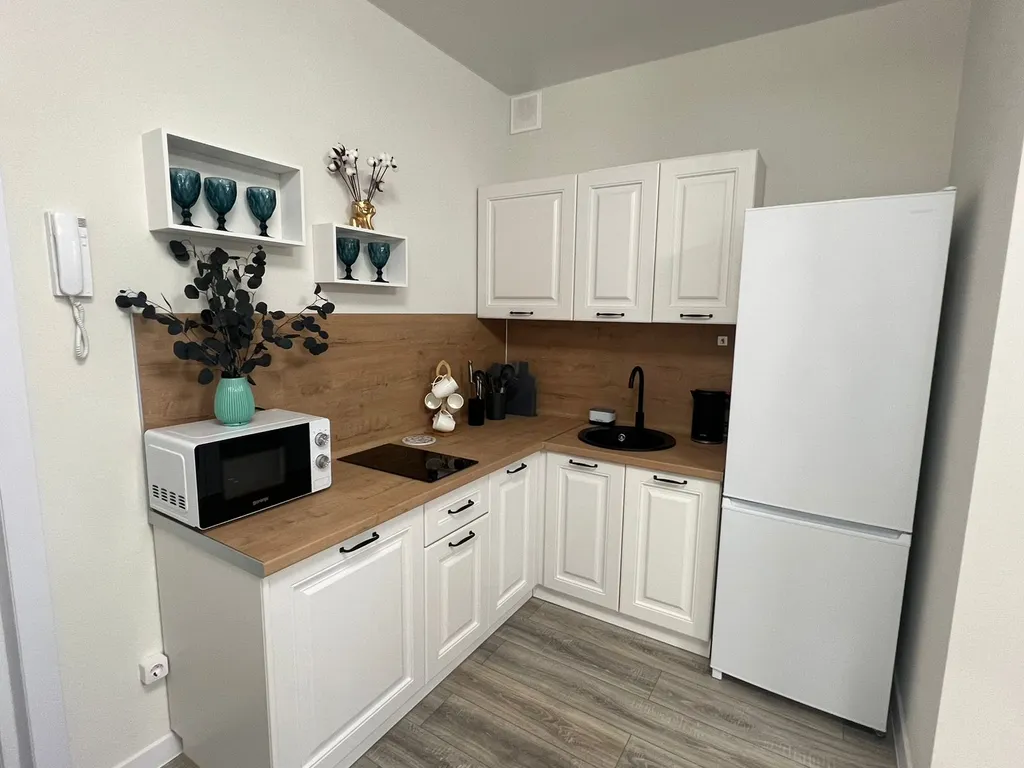 168 С бассейнами Евротри на 5 человек, 2 сан узла