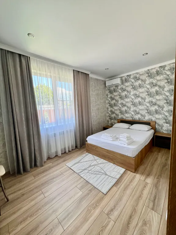 Двухэтажный коттедж с собственной территорией