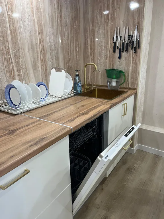 Тихий и уютный дом с террасой с видом на горы