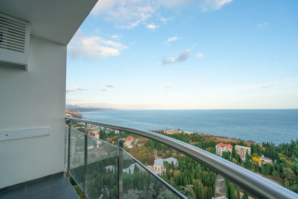 Дизайнерские апартаменты LS-LUX-SOFT BLUE с видом на море и горы