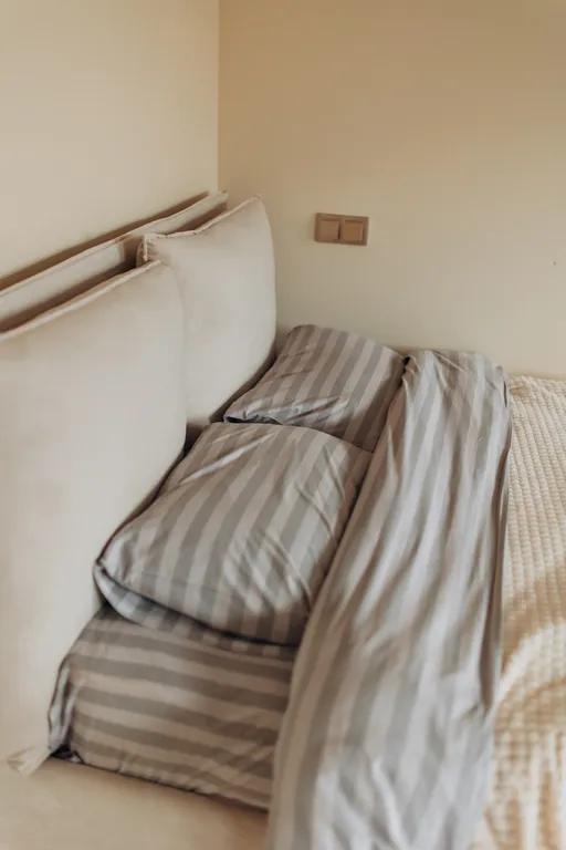 Студия комфорт-класса с камином