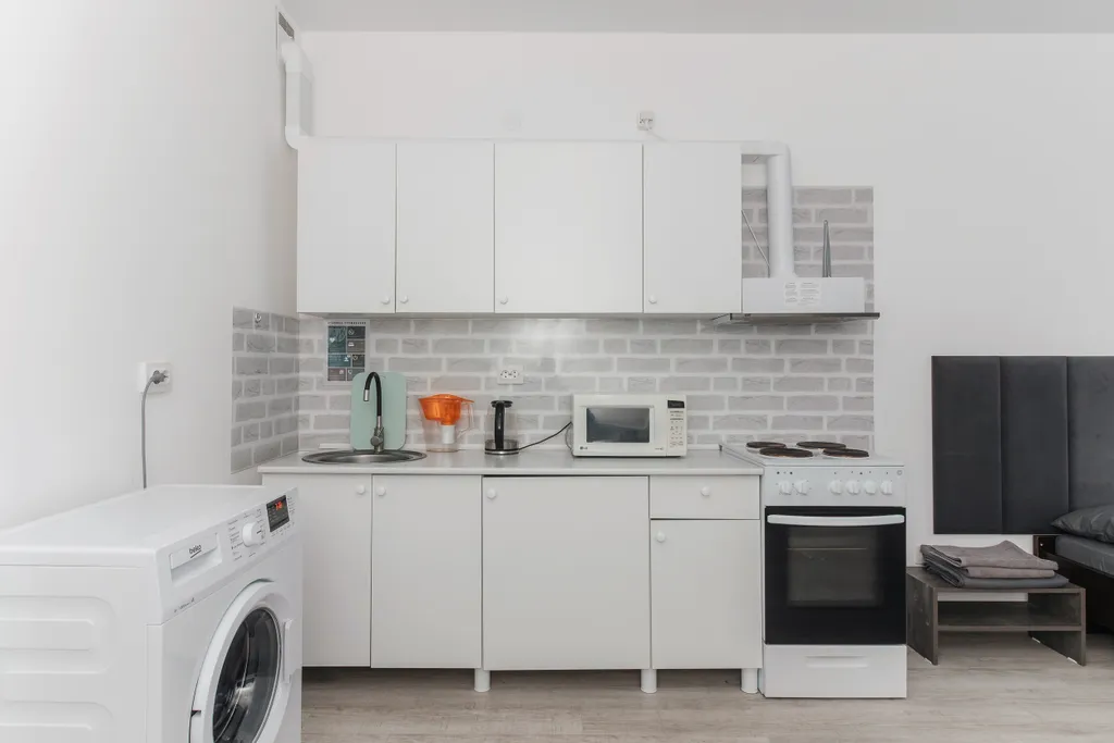 Квартира студия в 10-ти минутах от центра