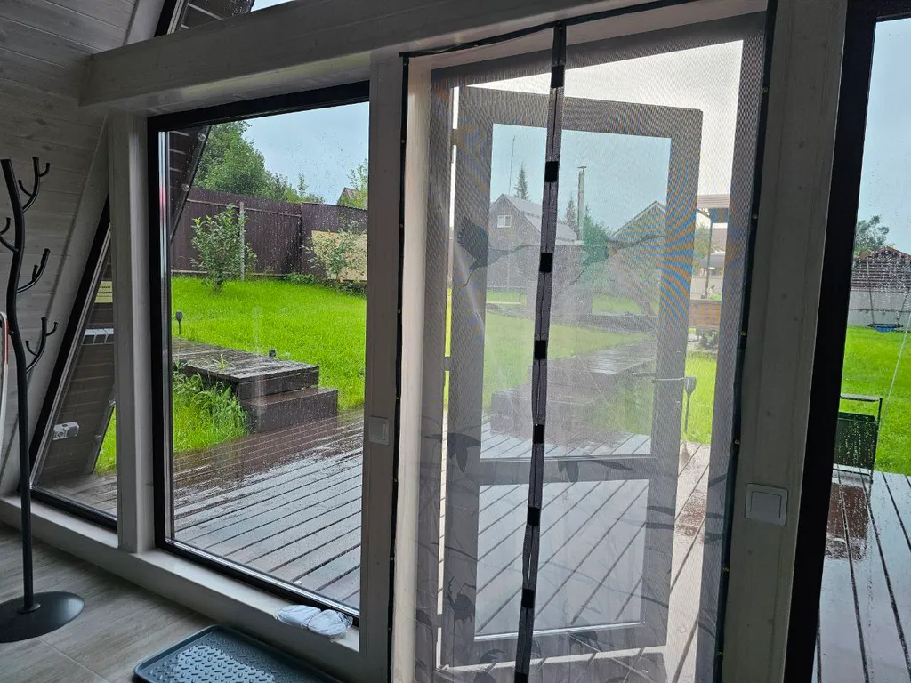 Шестиместный коттедж с изолированным участком 10 соток №2