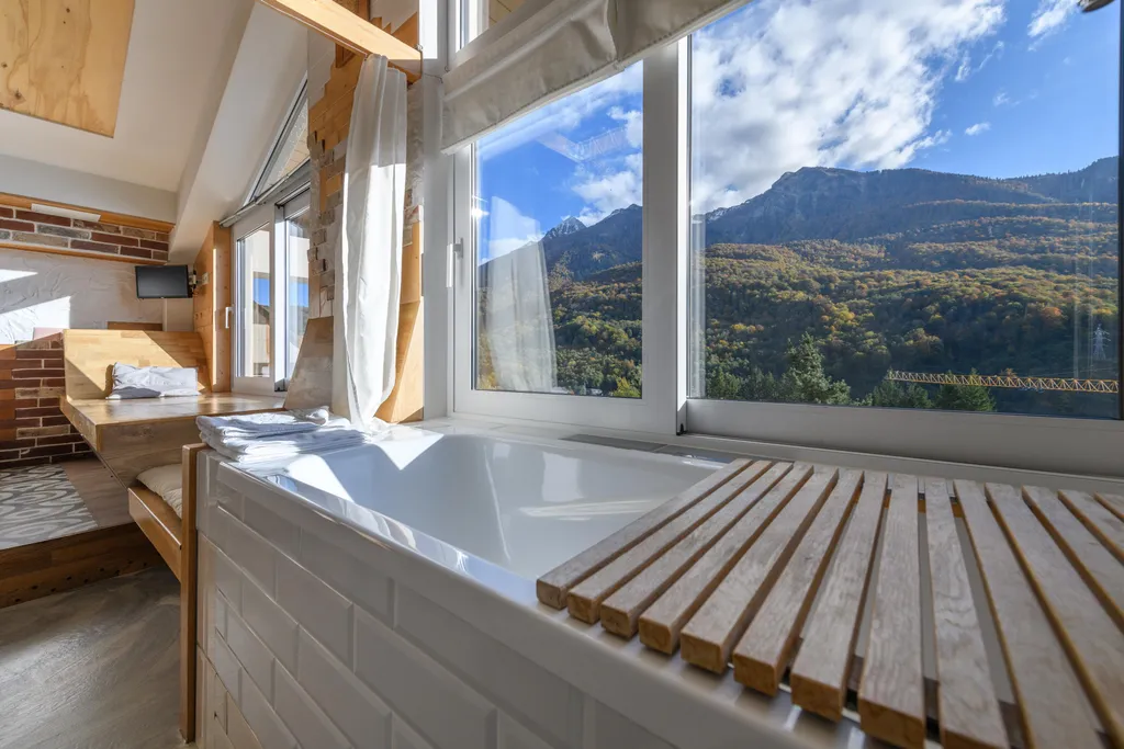 Дизайн-мечта - этника ваше окно в горы