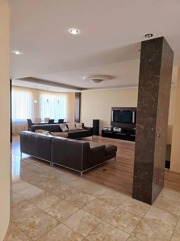 Просторная квартира в центре