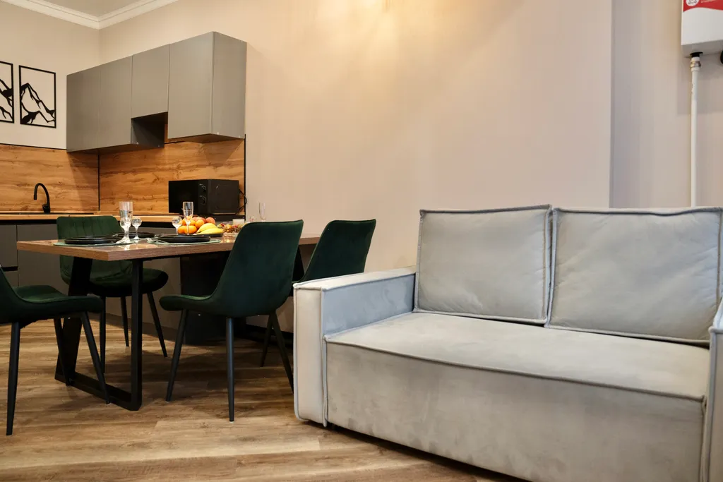 Уютные апартаменты у озера с видом на горы