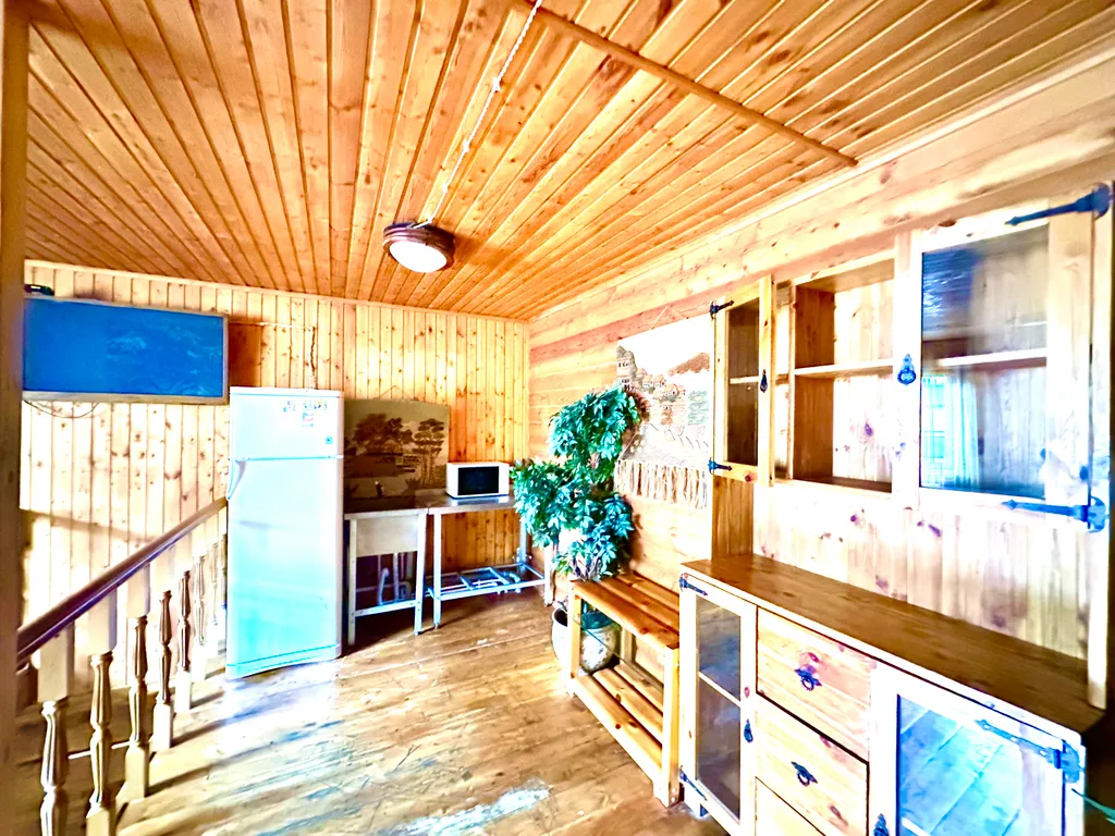 Сруб с баней на дровах