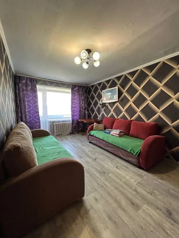 Квартира Двухкомнатная в районе сувениров — аренда посуточно в Чита