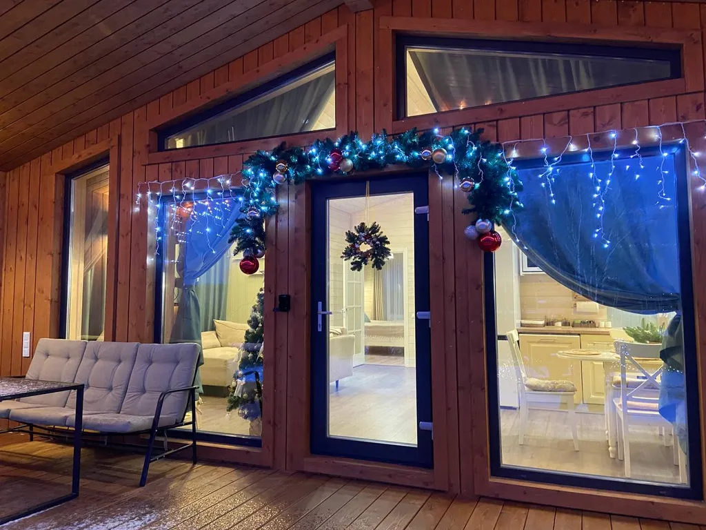 Домик Сказочный Лес с гриль-мангалом, костровой и большой сауной